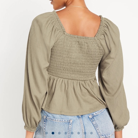 NWT OLD NAVY Long-Sleeve Smocked Peplum Color: Birch Leaf Size Small - Picture 3 of 5